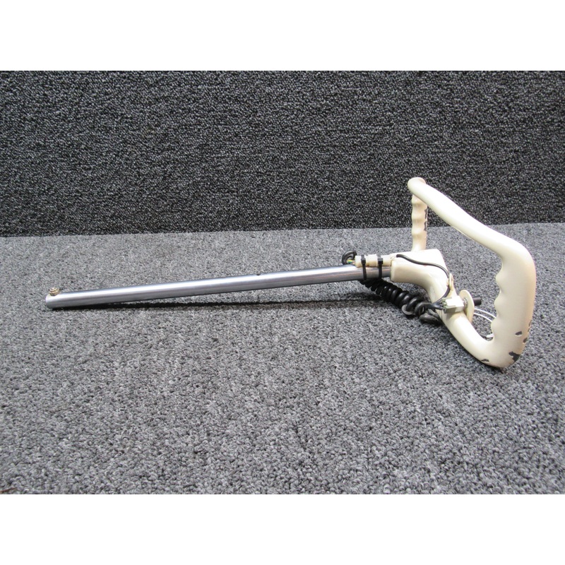 0513167-12 Cessna 210 Co-Pilot Control Wheel Assy W/ Mic Switch (L: 15-11/16)