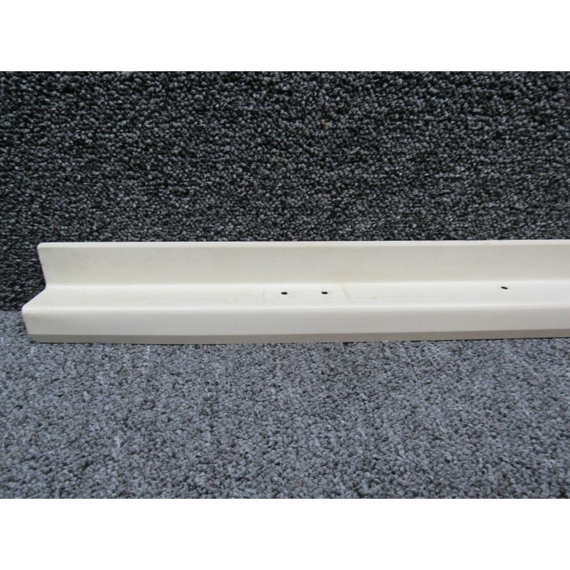 0514067-4 Cessna 172 Shield Front Spar (SA)