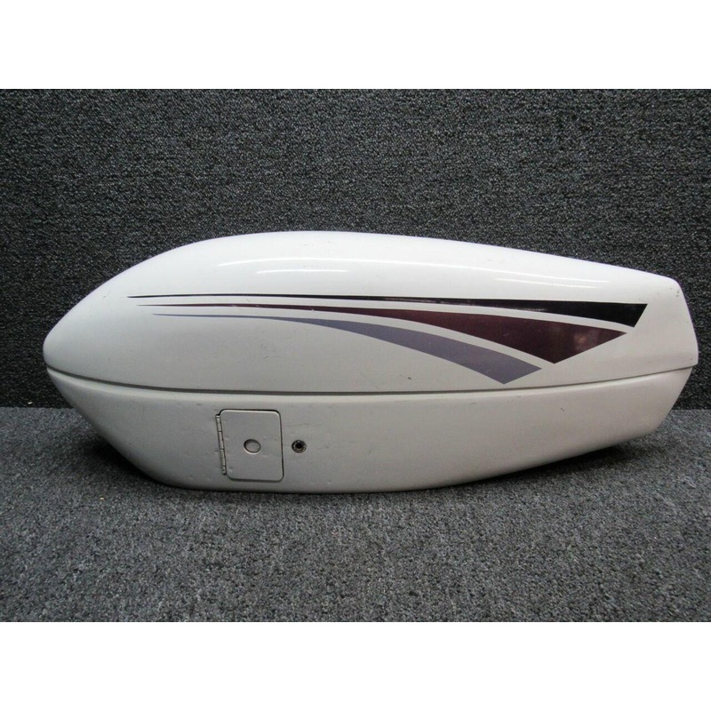 0541223-17  (USE: 0541223-39)  Cessna 172 Wheel Pant Assy LH W/ Lock Door (M22)