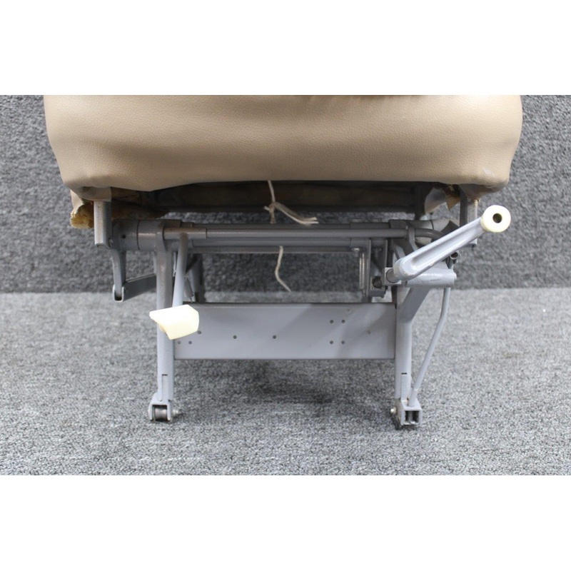 0700630-11 Cessna 172L Vertically Adjust Seat Assembly LH (Rails: 11)