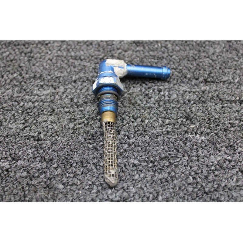 0422130 Cessna 172N Fuel Finger Strainer