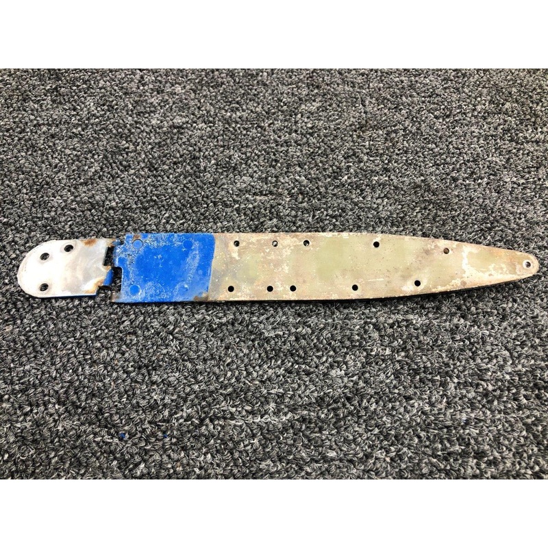 0511280-2 / 0511237-2 Cessna 172RG Cabin Door Upper Hinge Assembly RH