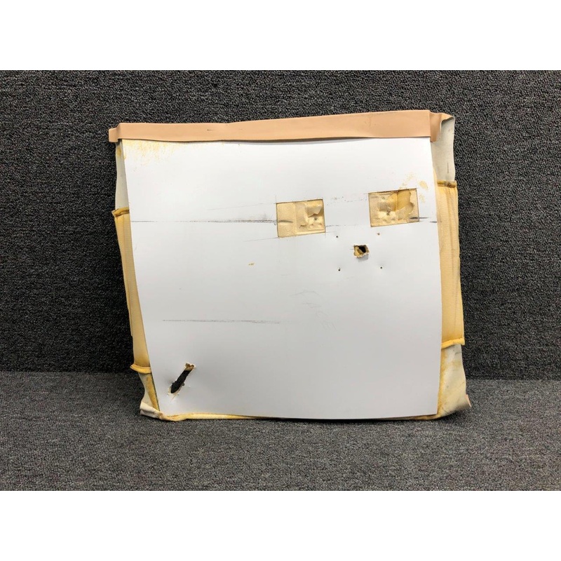 0515032-6 Cessna 172N AFT Fuselage Side Panel RH