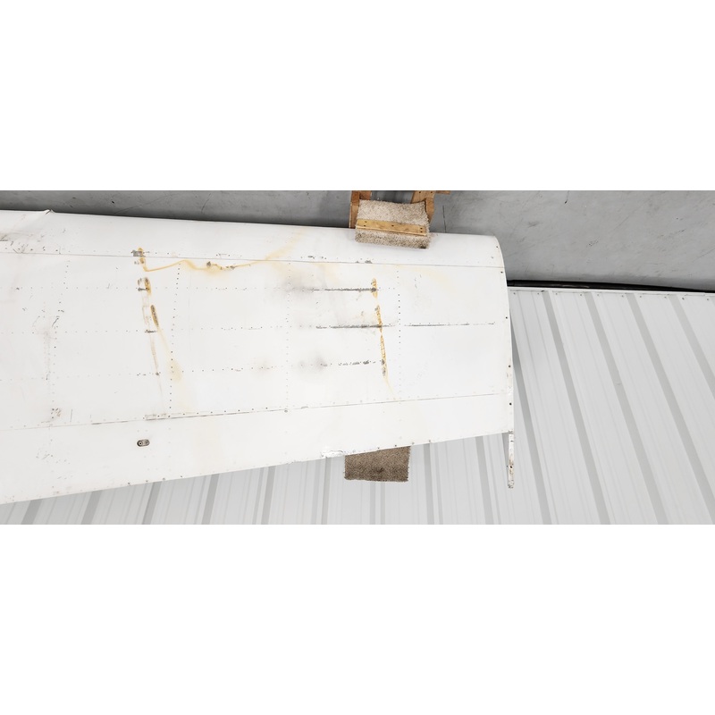 0523011-14 Cessna 172M Wing Structure Assembly RH (Damaged)