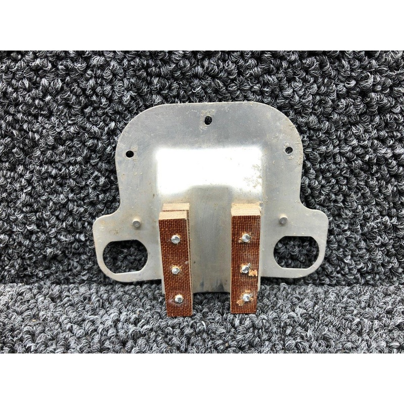 0411576 Cessna 175 Cabin Door Handle Plate LH / RH