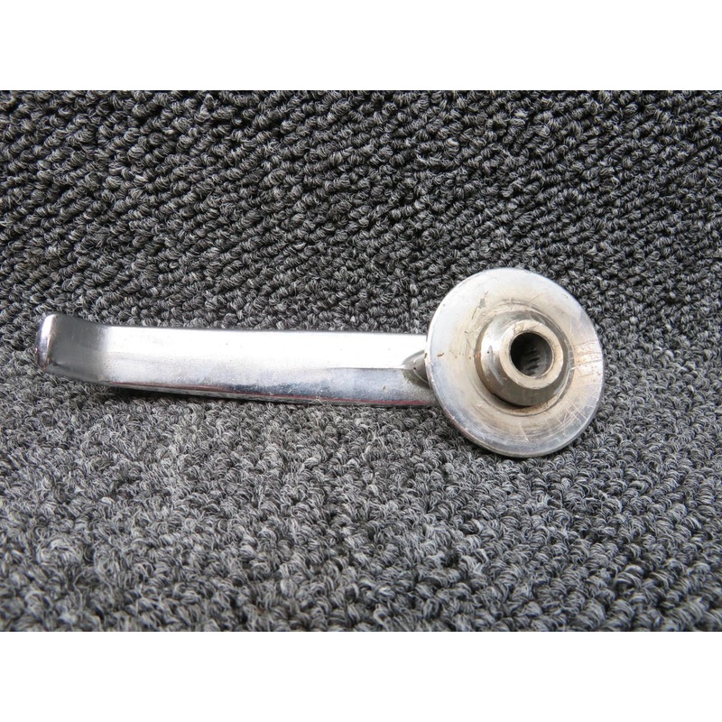 0511189 (USE: 0711861-1) Cessna 172 Cabin Door Handle Inside LH / RH