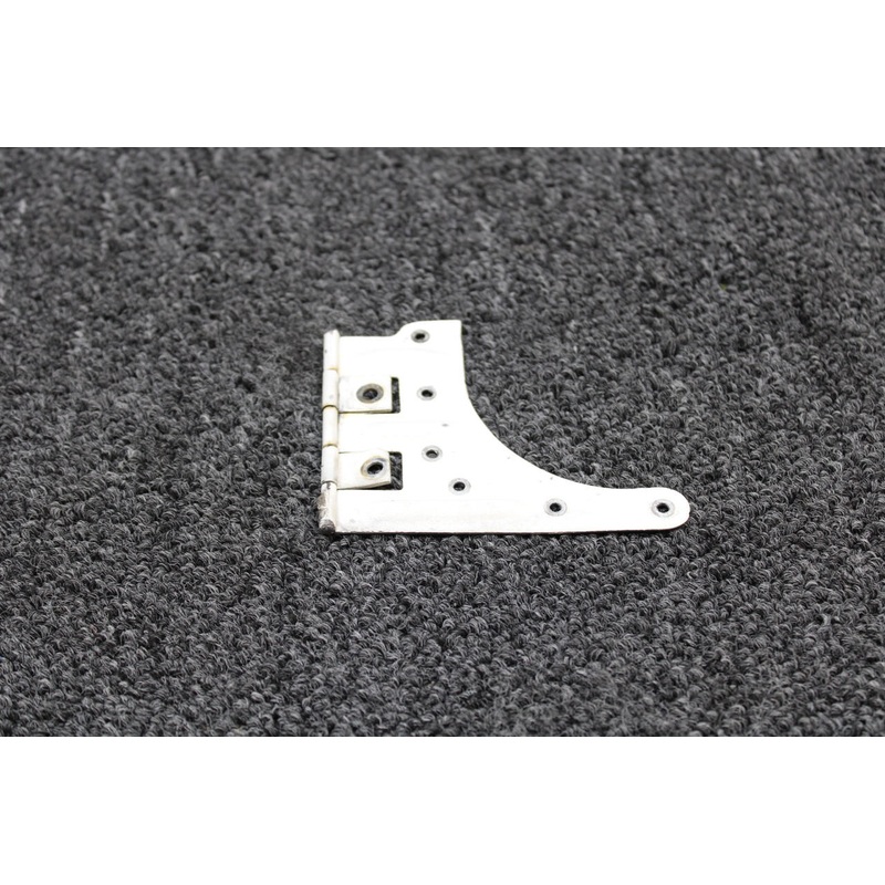 0411597-1 Cessna 150F Door Hinge Assembly Upper RH