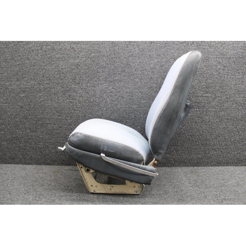 0514105-2 Cessna 172M Infinite Adjust Co-Pilot Seat Assembly (Rails: 11)