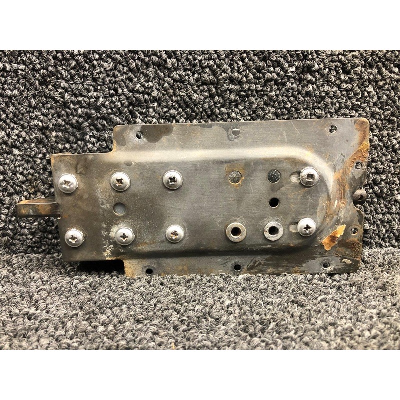 0517012-7 Cessna 172RG Cabin Door Latch Assembly LH