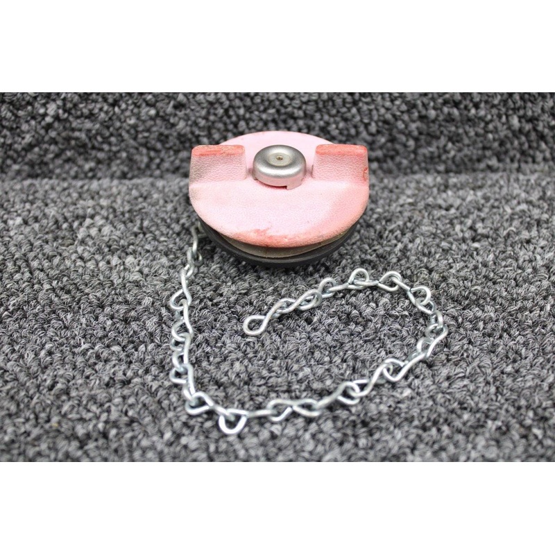 0311360-4 (Use: C156003-0101) Cessna 172L Fuel Tank Cap Assy (Chain, Vented)