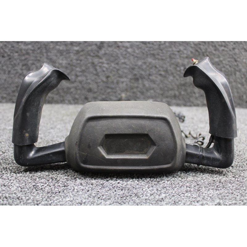 0513260-5 Cessna 172M Control Wheel RH with Mic Switch (L: 12-1/4, D: 0.75)
