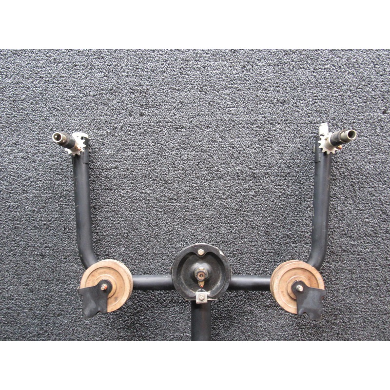 0560014-5 Cessna 172P Control Yoke Weld Assembly