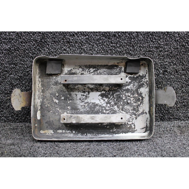 0413307-21 Cessna 172 Battery Box Lid