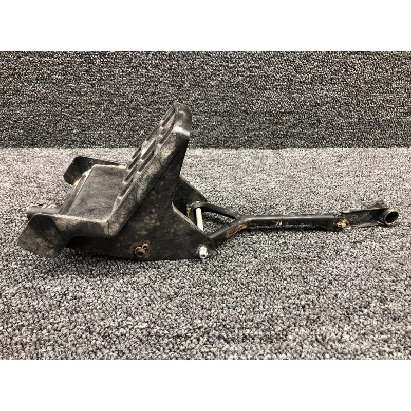 0413578-1 / 0511336-1 Cessna 172RG Rudder Pedal & Brake Assembly RH W/ Links