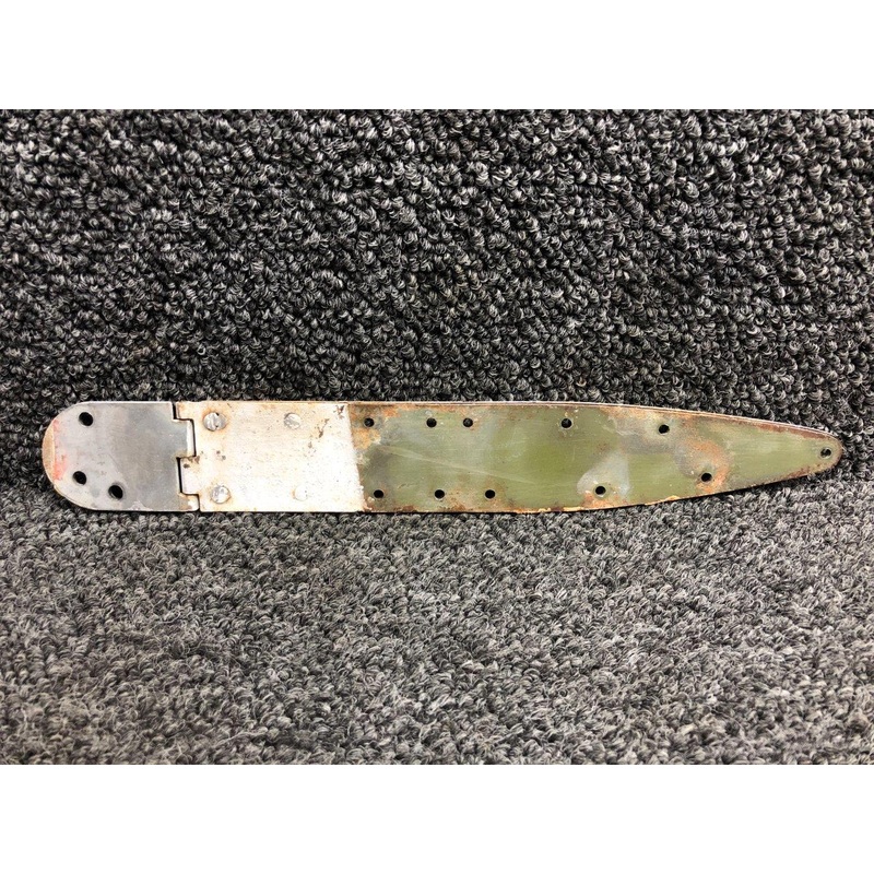 0511280-1 Cessna 172C Upper Cabin Door Hinge Assembly LH (White)