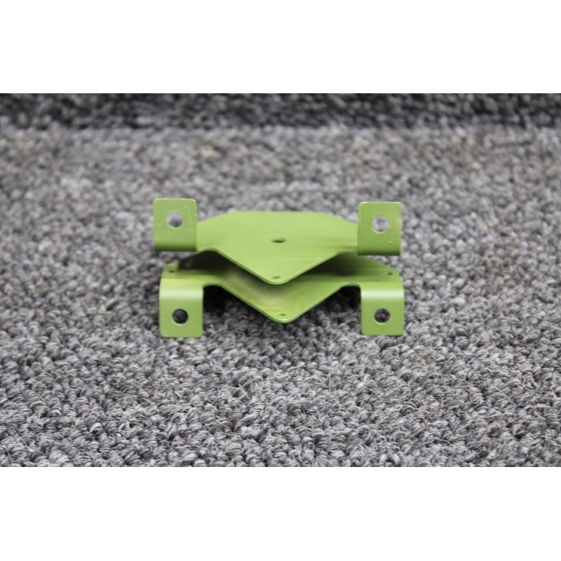 0512128 Cessna Flap Pulley Bracket (ZINC CHORMATED)