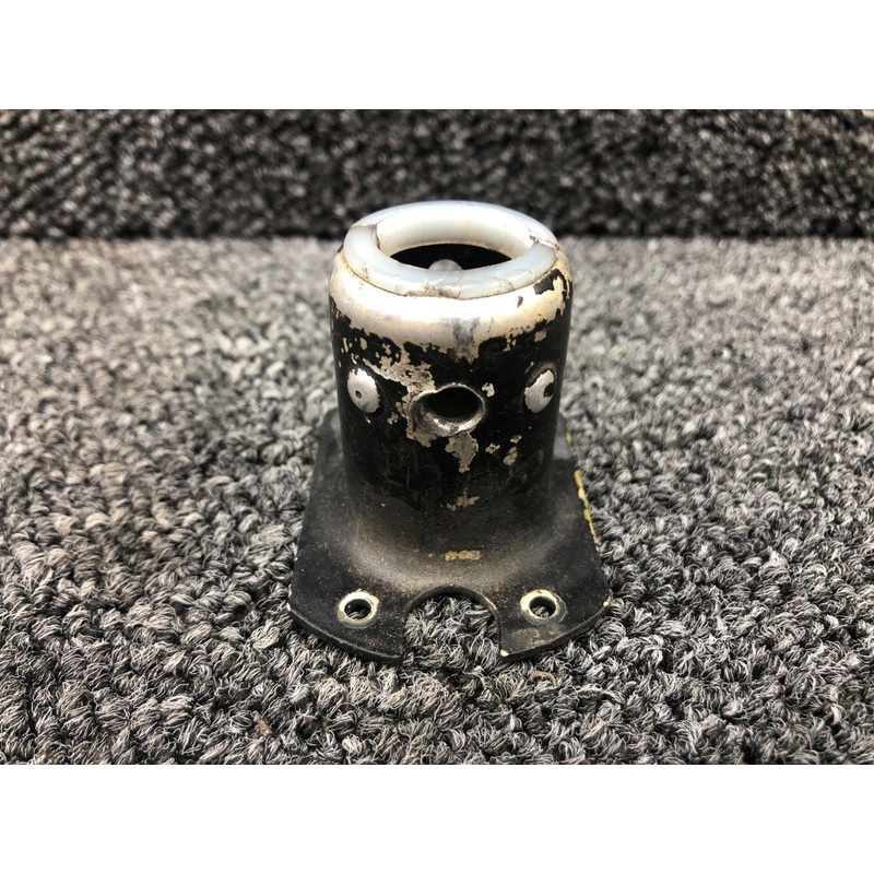 0513311-1 Cessna 172F Control Wheel Support LH