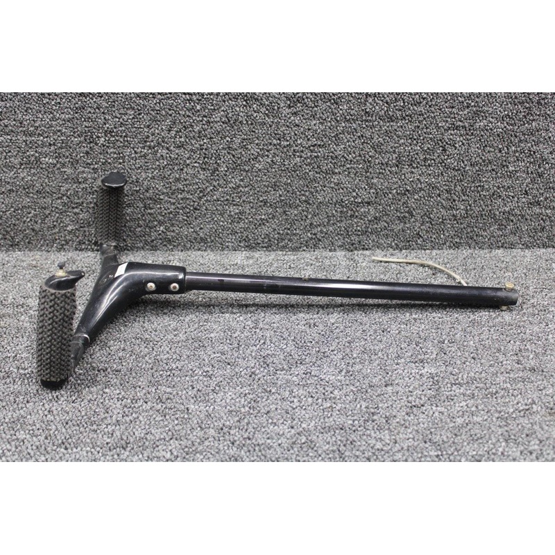 0513340-19 Cessna 172L Co-Pilot Control Wheel Assembly with Mic Switch