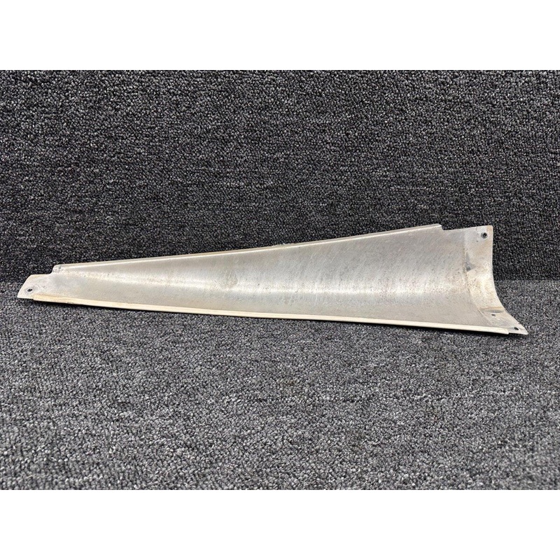0530010-5 (Use: 0530010-11) Cessna 172N Stabilizer Fairing LH