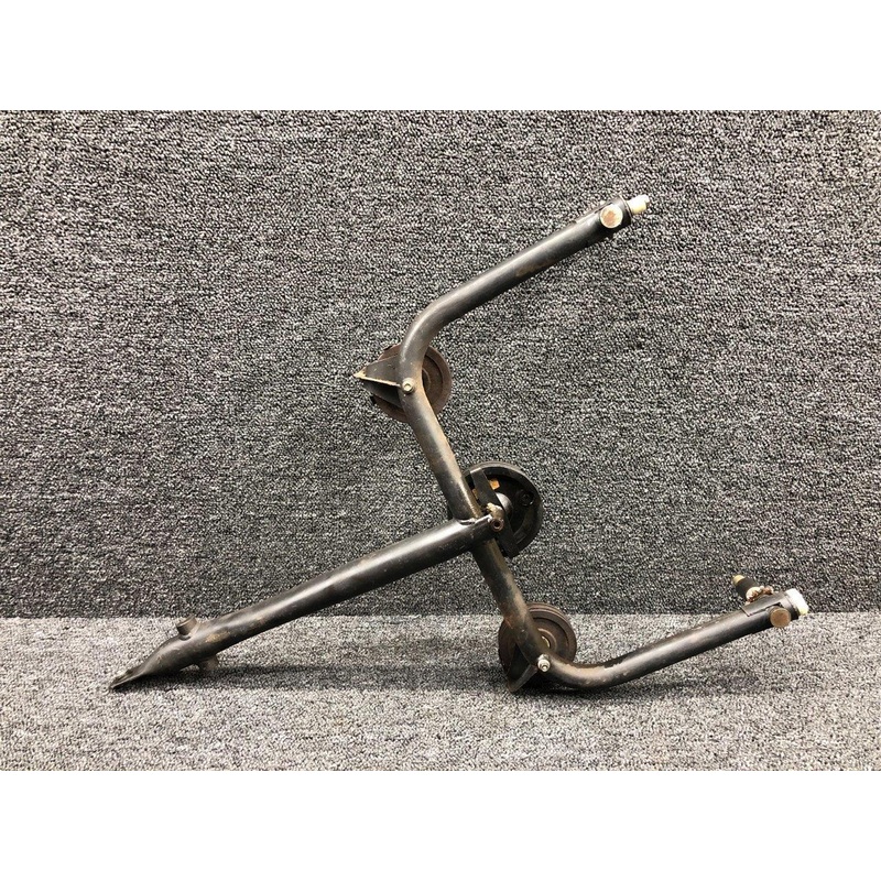 0560015-3, 0411257 Cessna 172RG Control Yoke with Universal Joints and Pulleys