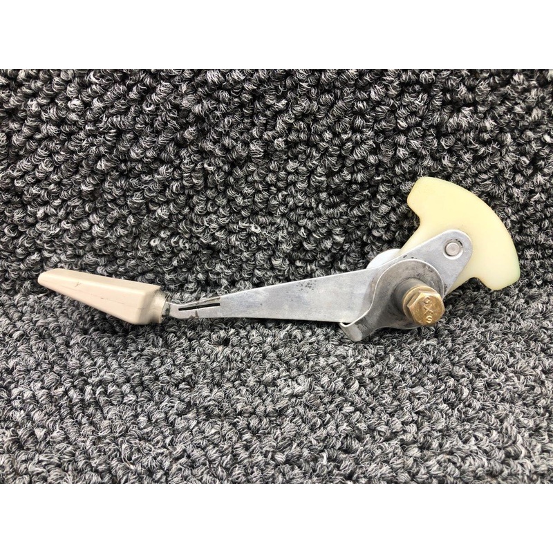 0560021-1 / S1771-3 Cessna 172RG Flap Control Lever Assembly