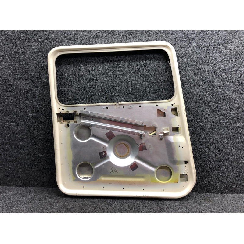 0511803-59 (USE: 0511803-213) Cessna R172K Cabin Door Structure LH