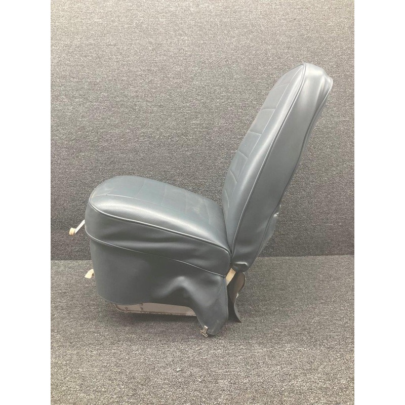 0515001-24 Cessna 172L Co-Pilot Infinite Adjust Seat Assembly (Rails: 11)