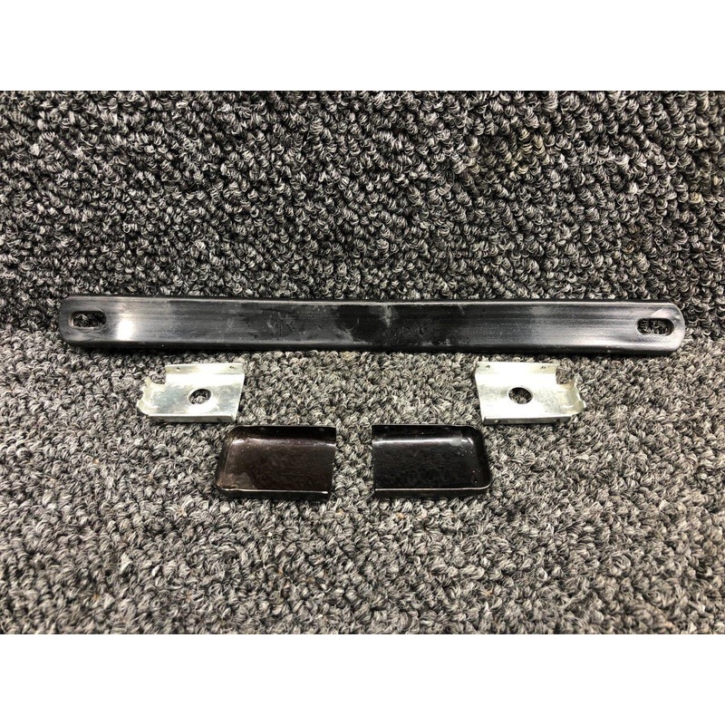 S1362-6 Cessna 182M Assist Handle Assembly LH / RH
