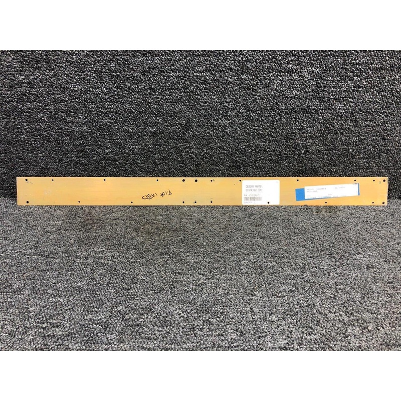 0511240-5 Cessna 172K Outboard Seat Rail RH