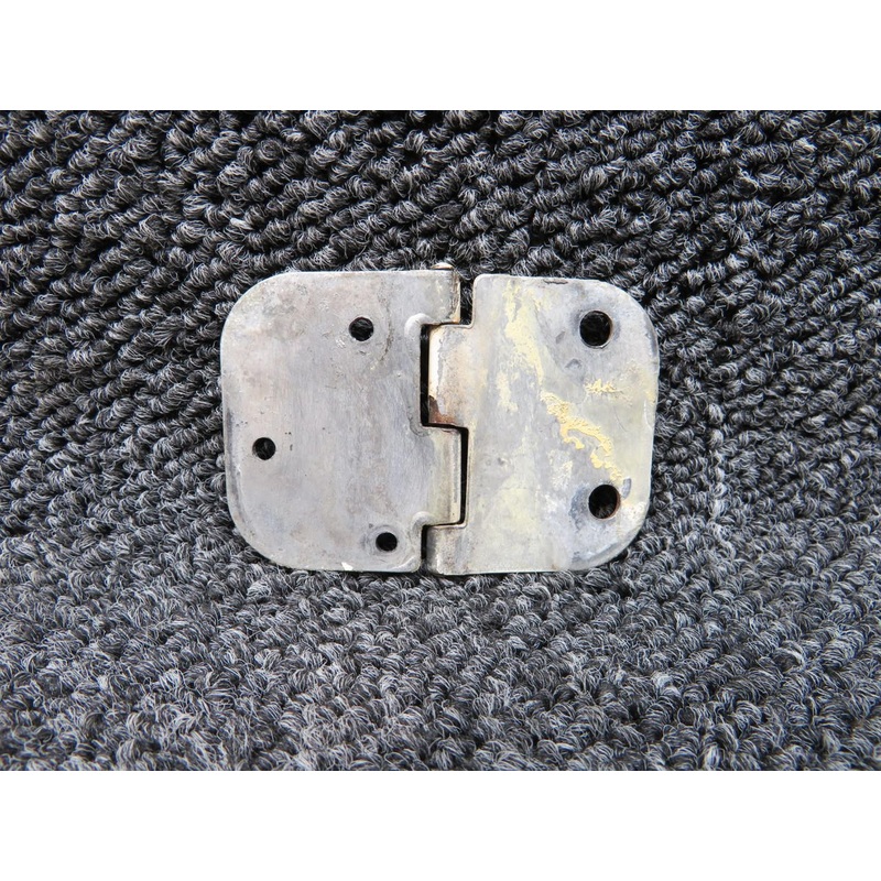 0511280-4 Cessna 172 Cabin Door Hinge Assembly Lower RH W/ Pin