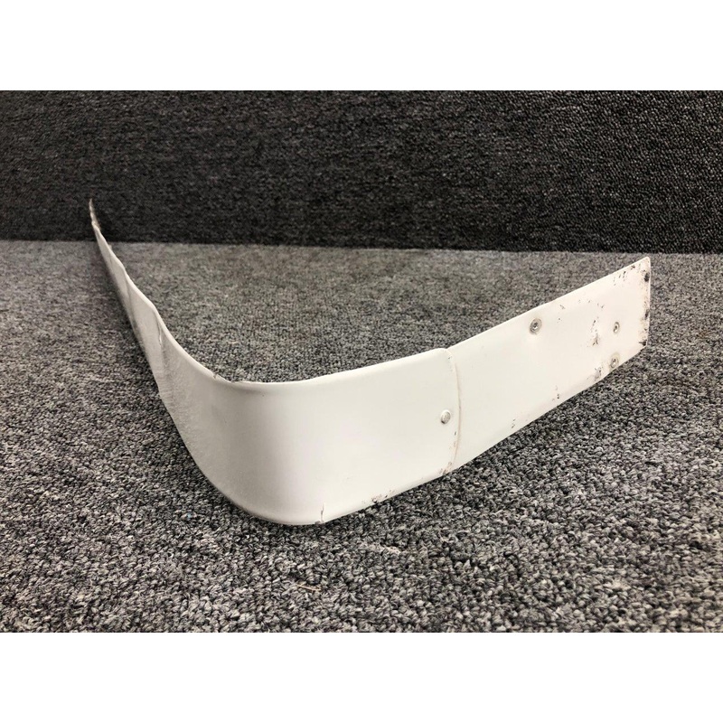 0520005-13 Cessna 172 Lower Wing Fairing Assembly RH