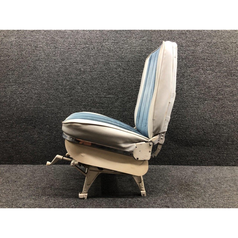 0700630-11 Cessna 172F Vertically Adjustable Seat LH (Rails: 11)