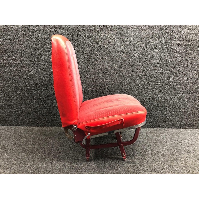 0500210-130 Cessna 172K Co-Pilot Standard Seat Assembly (Rails: 11)