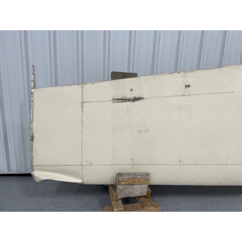 0523005-222 (Weu: 0523005-100) Cessna 172L Wing Structure Assy RH (Damaged)