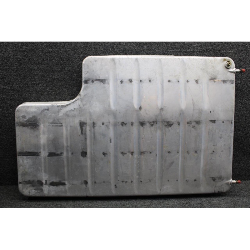0526000-35 Cessna 172N Long Range Fuel Tank LH (Weld Repair)