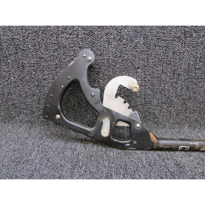 0510166-4, 0510171-1 Cessna 175A Flap Lever Assembly has Ratchet (Plastic Knob)