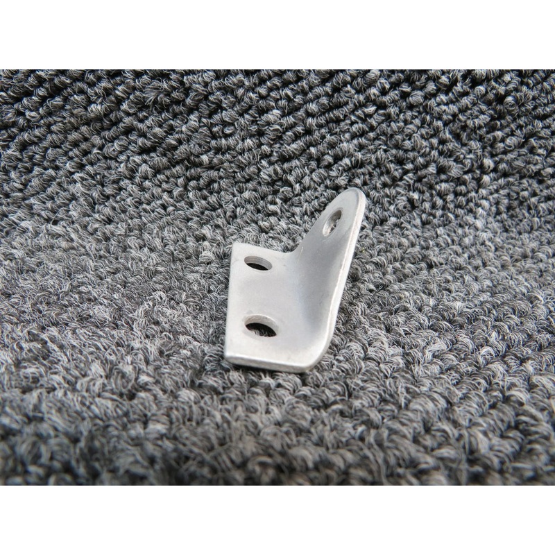 0510205-5 Cessna Seatbelt Fitting RH Inboard / LH Outboard