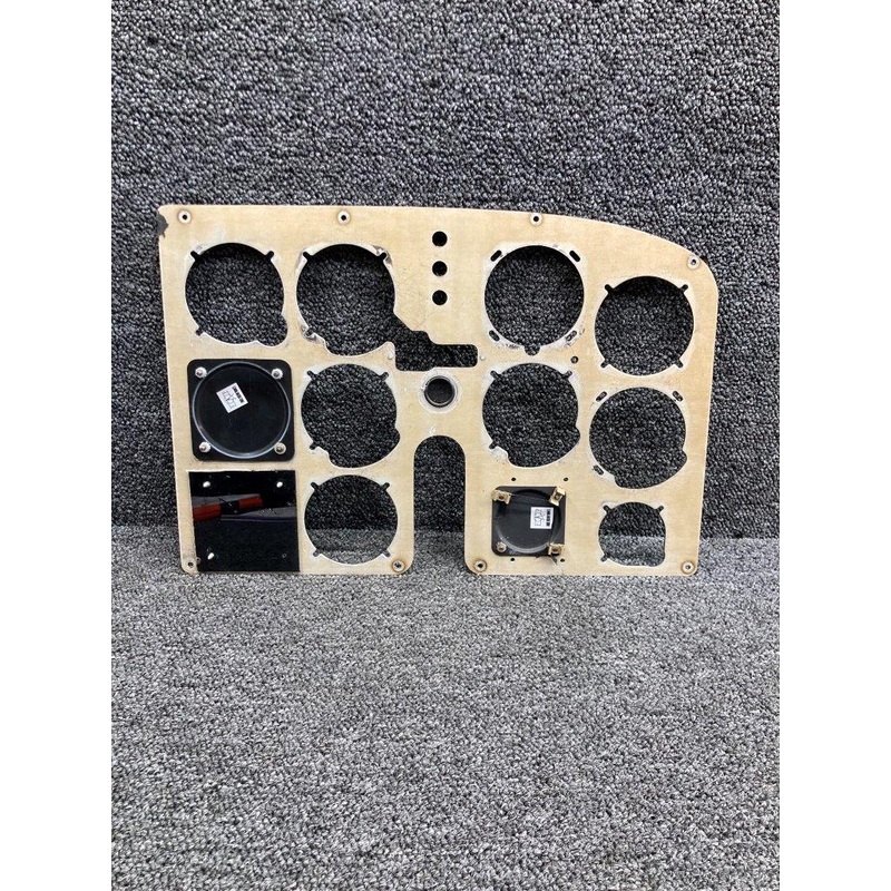 0513071-5 Cessna 172L Instrument Shock Panel LH