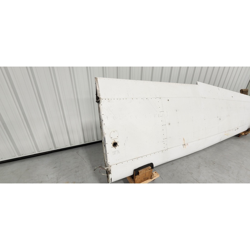 0523011-13 Cessna 172M Wing Structure Assembly LH (Damaged)