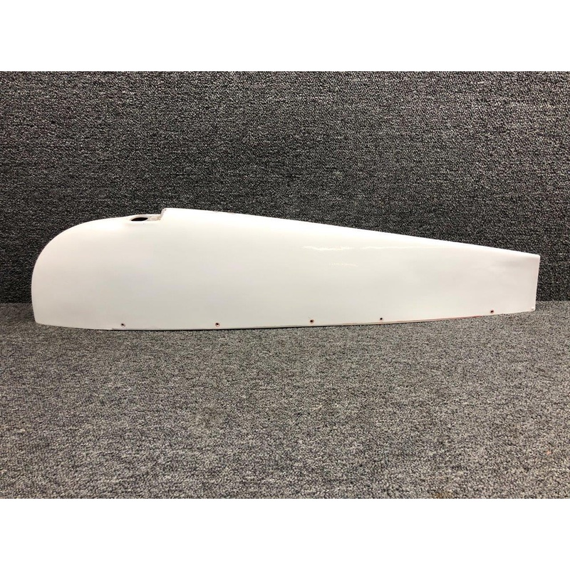 0523701-4 (Use: K0723615-200) Cessna 172K Wing Tip Assembly LH or RH
