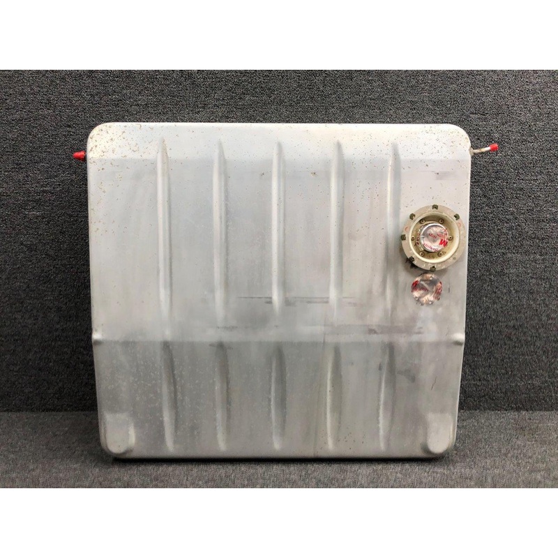 0526007-201 Cessna 172K Standard Range Fuel Tank Assembly LH