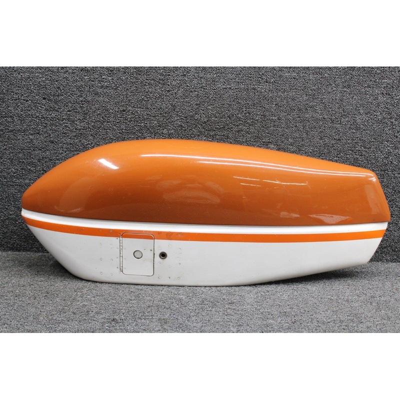 0541223-17 (USE: GF0541223-01) Cessna 172R Wheel Pant Assembly W/ Door LH