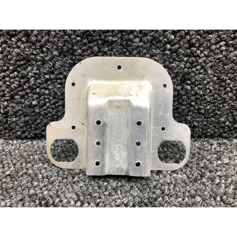0411576 Cessna 170 Door Latch Handle Pan LH or RH