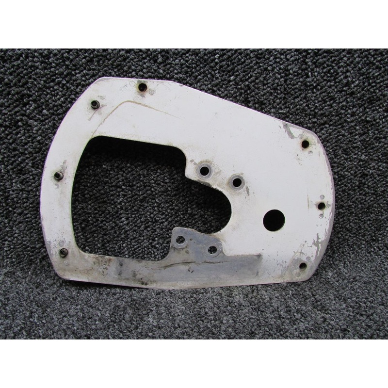 0441201-6, 0441220-2 Cessna 150L Wheel Pant Mounting Plate with Stiffener RH
