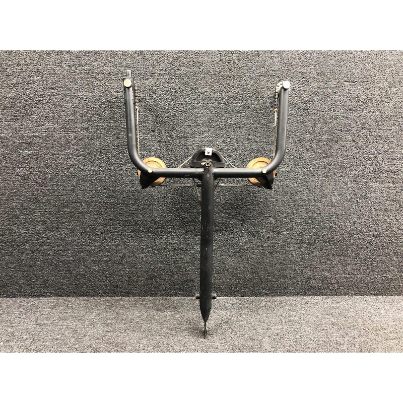 0560015-2 / 0560014-4 Cessna 172N Control Yoke Assembly W/ Pulley & Sprockets