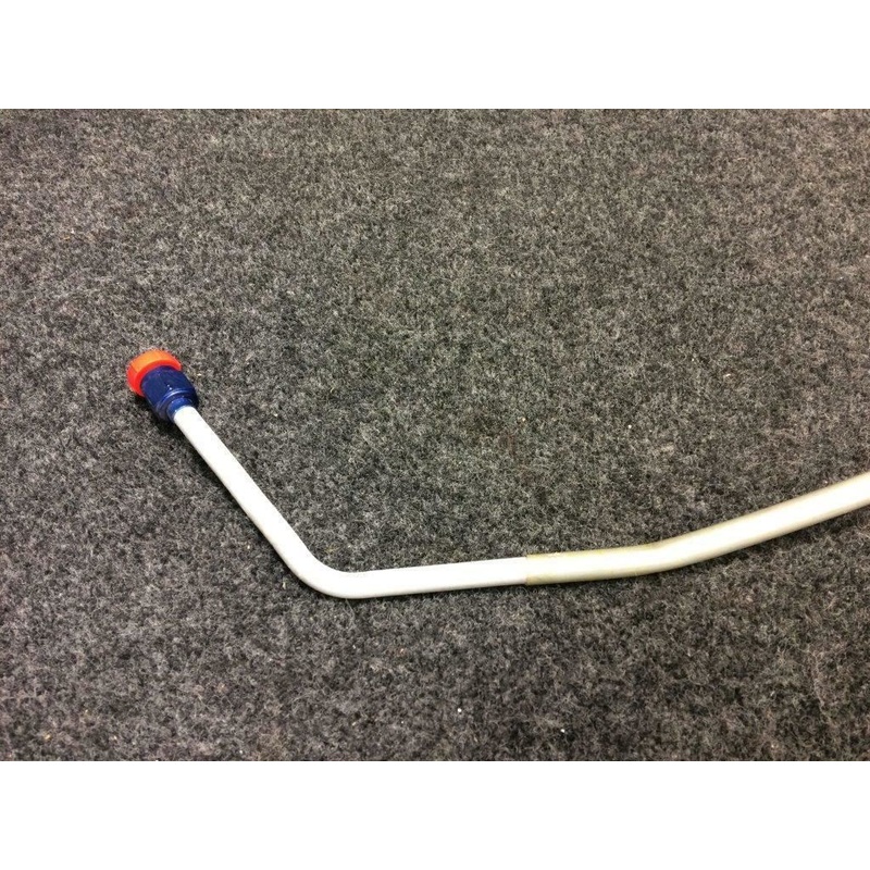 0500423-30,  2400010-26 Cessna 172S Line Fuel Assy RH