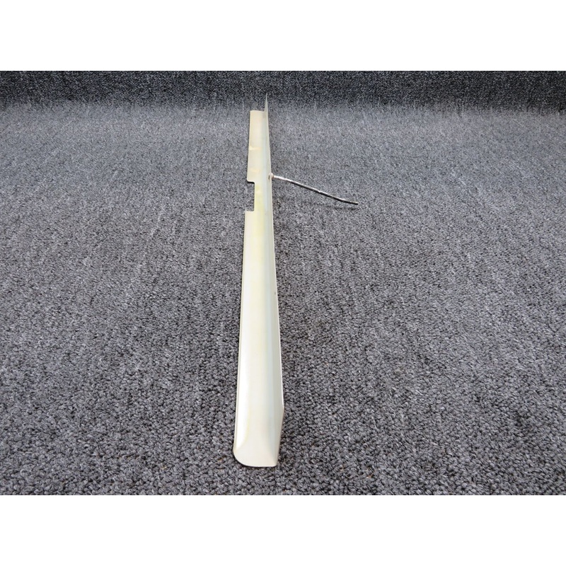 0414018-4 Cessna 150L Retainer Headliner