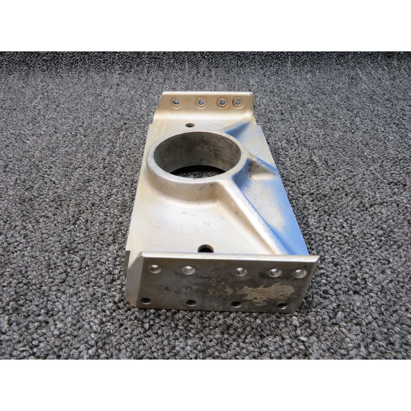 0541196-1 Cessna LH Outboard Landing Gear Support