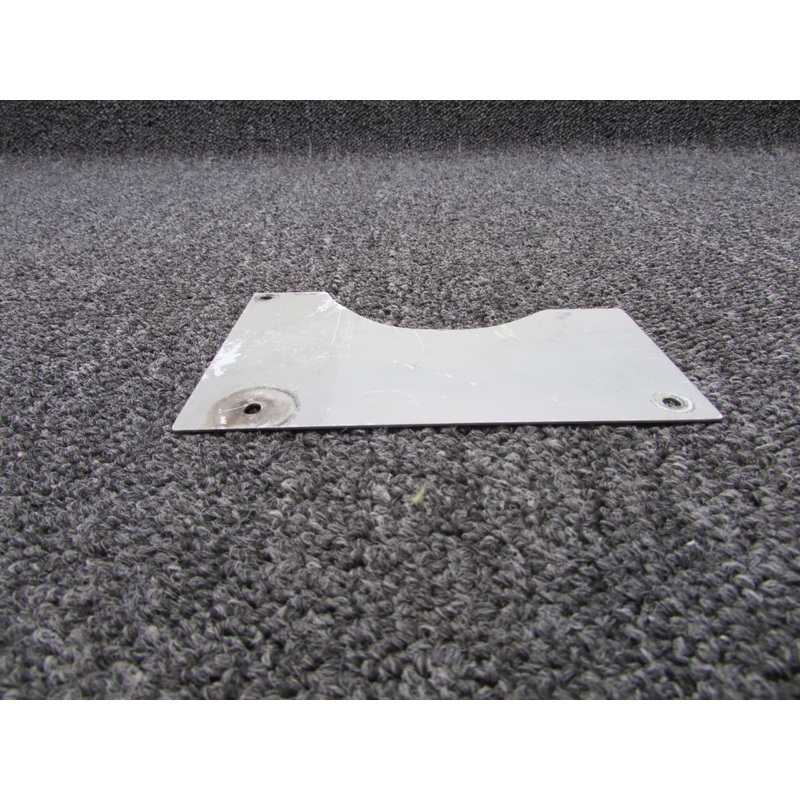 0555324-19 Cessna 172S Close Out Baffle