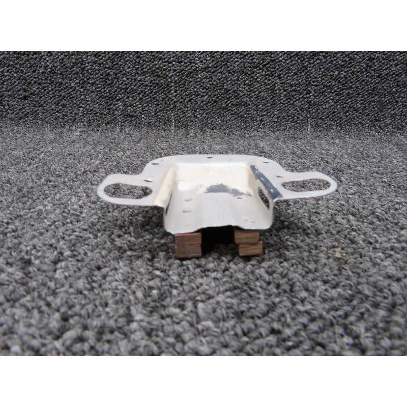 0411576 Cessna  Pan Cabin Door Latch Assembly